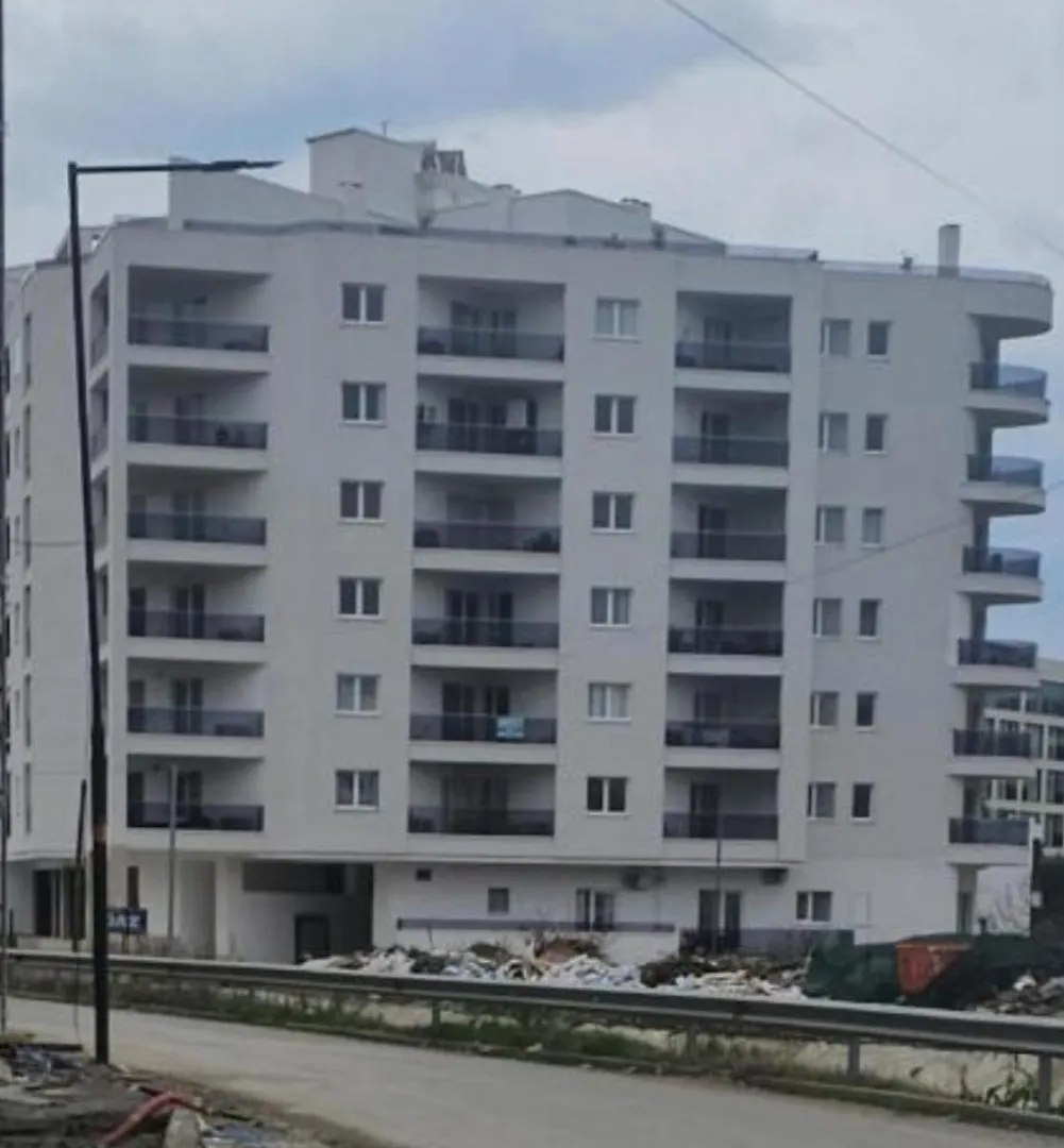 Brajan'S Apartment Golem